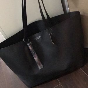 victoria’s secret handbag